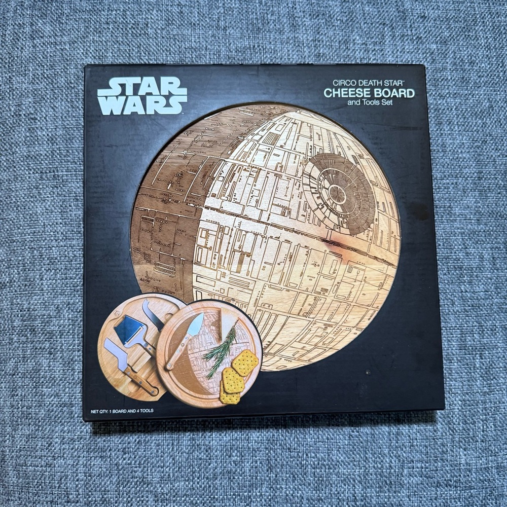 Star Wars Death Star Cheese Board Set